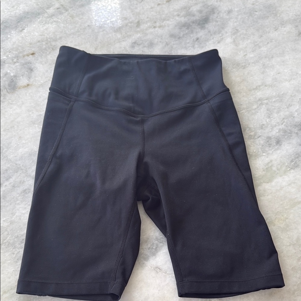 Women's Black High-Waisted Zella Shorts